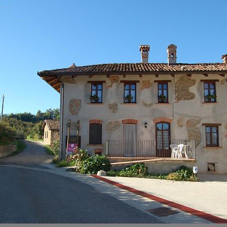 Agriturismo Rainé Montelupo Albese Exterior foto