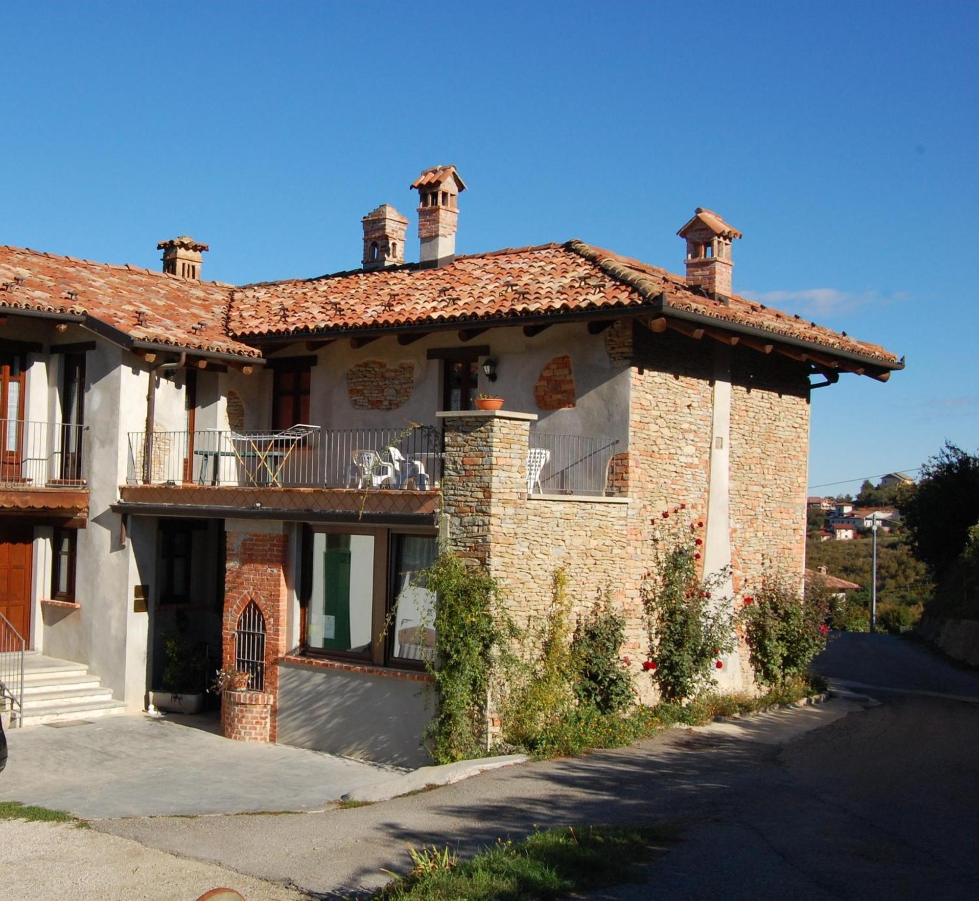 Agriturismo Rainé Montelupo Albese Exterior foto
